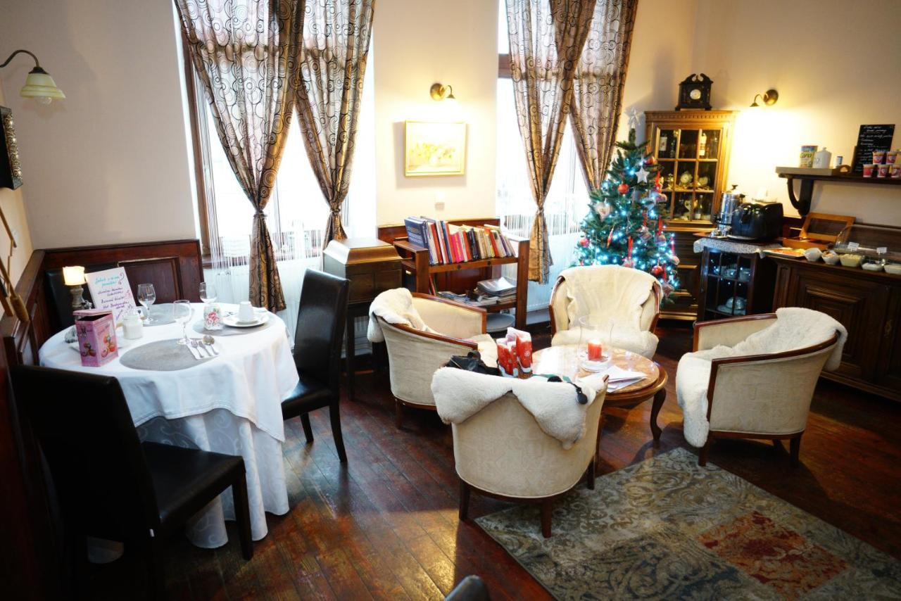 פופראד Penzion Restaurant Jakub מראה חיצוני תמונה
